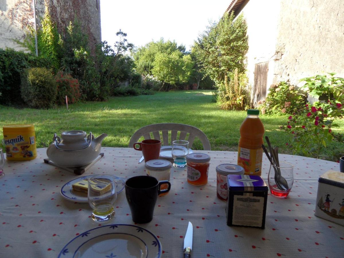 U Campana Bed & Breakfast Auros Exterior photo